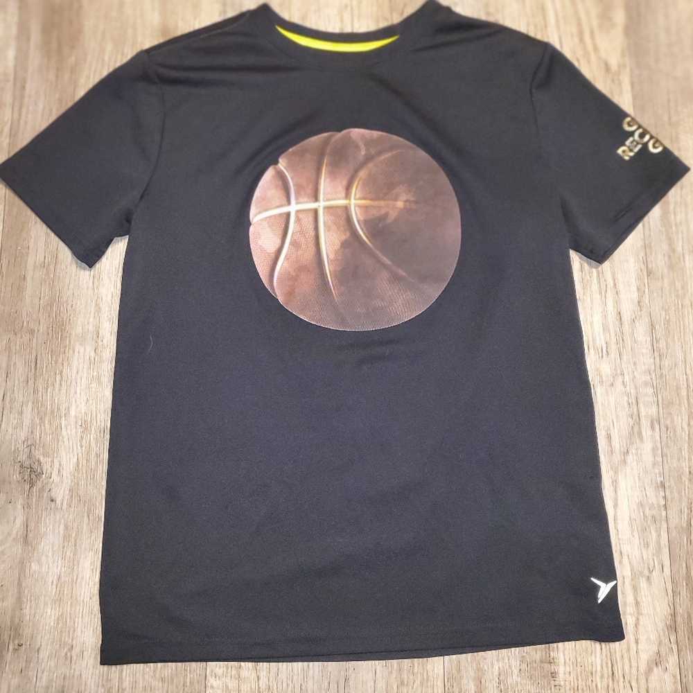 Old Navy Active Quick Dry Black Short Sleeve Basketball T-Shirt Boys XL (14-16)